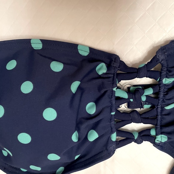 🔥 3/21 🔥La Vie En Rose 🌹Large Navy with mint green polka dots bikini top only - Picture 2 of 6